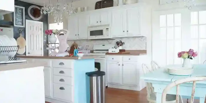 Peel and Stick Stone Tile Backsplash